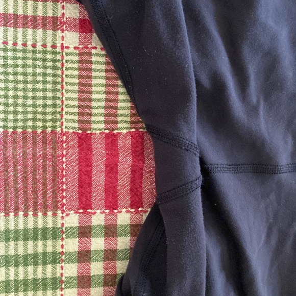 Lululemon Wunder Under size 8 “19” inseam. - Picture 3 of 4